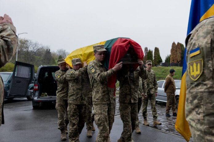 ukraine-receives-bodies-of-909-soldiers-in-latest-repatriation-with-russia