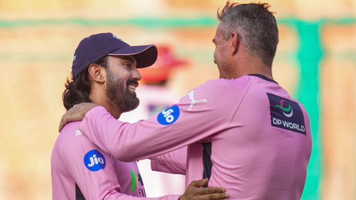 kl-rahul-kevin-pietersen-banter-goes-on:-dc-star-takes-maldives-dig-at-mentor