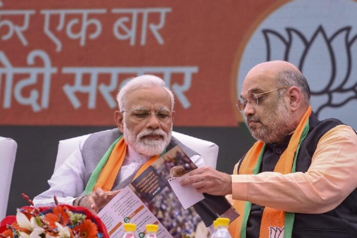 ‘we’ll-come-down-heavily…’:-amit-shah-briefs-pm-modi-on-pahalgam-attack,-to-visit-srinagar