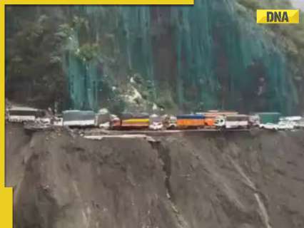 j-k-landslide:-jammu-srinagar-national-highway-to-be-partially-restored-from-wednesday