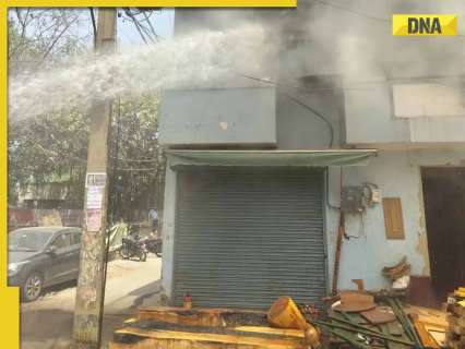delhi:-fire-breaks-out-at-timber-market-in-kirti-nagar,-no-casualties-reported-so-far