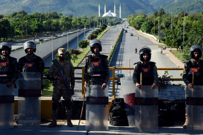 distrust-to-fitness:-6-weaknesses-of-the-pakistan-army