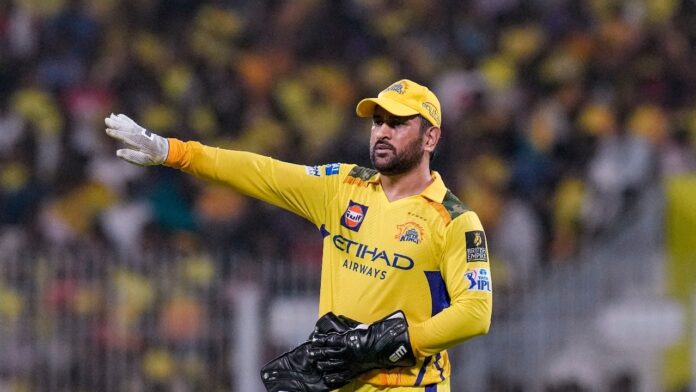 ms-dhoni-stuns-danny-morrison-with-response-to-ipl-retirement-question
