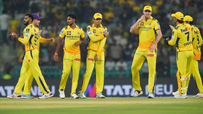 csk-definitely-know-what-needs-fixing:-batting-coach-mike-hussey