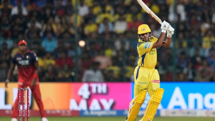 rcb-vs-csk-live:-mhatre,-jadeja-hit-fifties-to-turn-the-heat-on-rcb