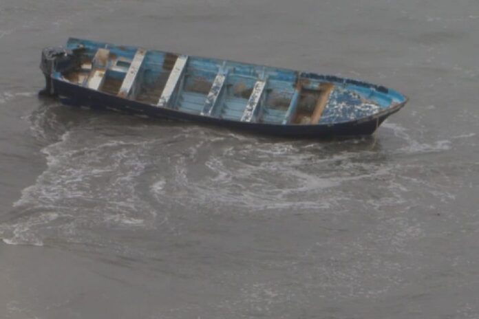 three-dead,-nine-missing-after-small-boat-overturns-off-san-diego’s-coast