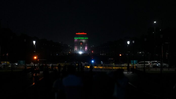 15-minute-blackout-in-new-delhi-area-as-part-of-security-drill