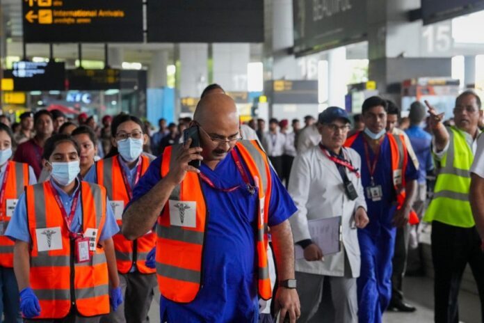 sirens,-blackouts,-mass-evacuations:-civil-defence-mock-drills-conducted-across-india-|-videos