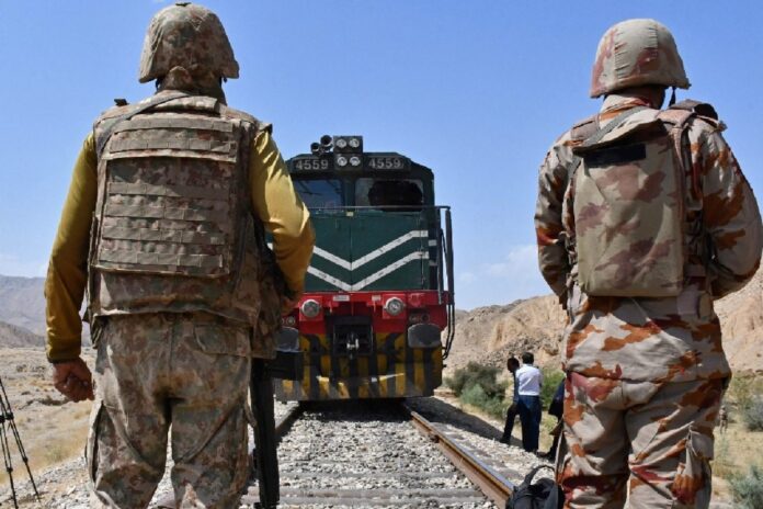 seven-pakistani-soldiers-killed-after-baloch-rebels-target-army-convoy-with-ied