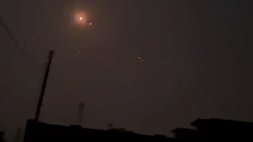 video:-explosions-over-jammu-as-s-400-air-defence-takes-down-8-pak-missiles