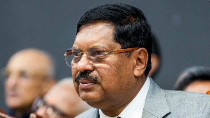 question-of-respect:-chief-justice-flags-‘protocol-lapse’-during-maharashtra-visit