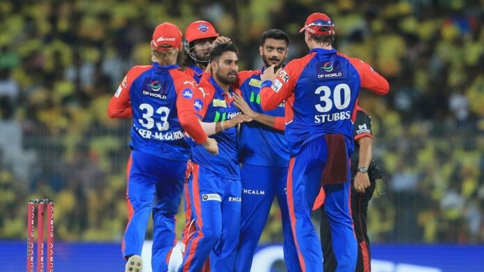 dc-bowling-coach-munaf-patel-admits-being-under-pressure-ahead-of-must-win-fixture-vs-mi