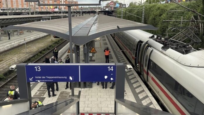 18-injured-in-knife-attack-at-germany-train-station,-suspect-arrested
