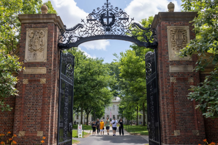 trump-calls-for-15%-cap-on-foreign-students-in-harvard,-says-univ-‘got-to-behave-themselves’