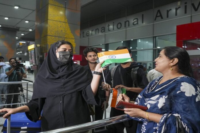 ‘our-neighbourhood-was-bombed’:-indian-students-return-from-iran,-omar-abdullah-responds