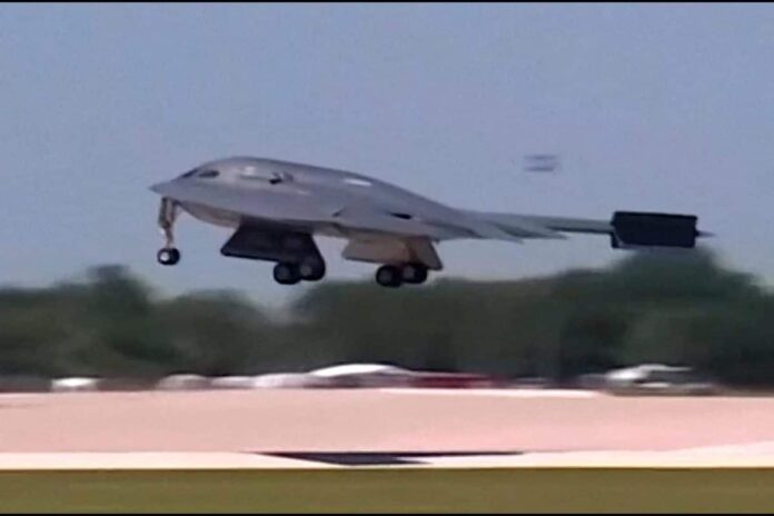 b-2-bombers-involved-in-us-strikes-on-iran’s-nuclear-sites-return-safely-to-missouri-|-watch