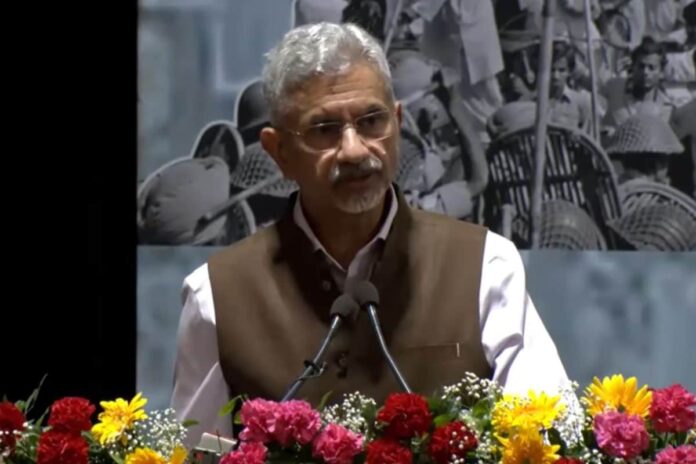 ‘never-take-freedom-for-granted’:-jaishankar-slams-gandhi-family-for-emergency
