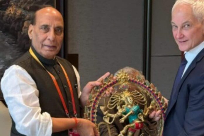 ‘boosting-defence-ties’:-rajnath-singh-holds-talks-with-russian-counterpart-in-qingdao