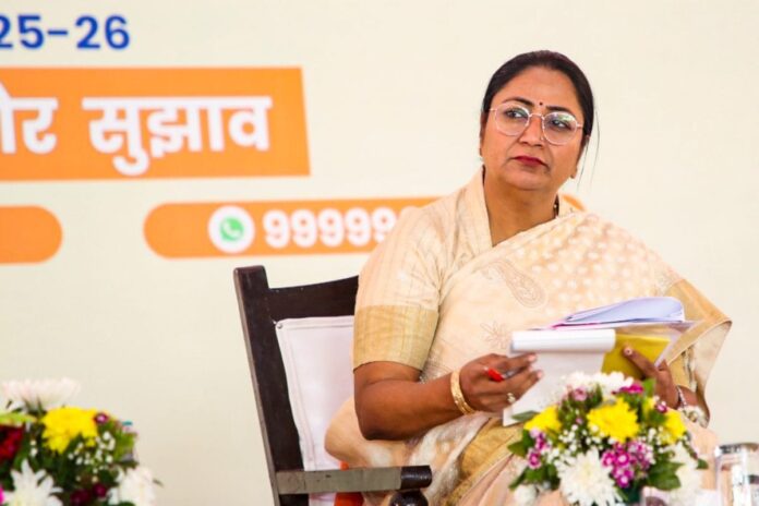 anti-smog-guns,-artificial-rain:-cm-rekha-gupta-unveils-vision-to-make-delhi-pollution-free