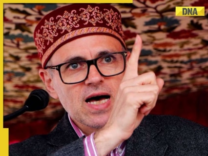 j-k-cm-omar-abdullah-makes-big-remark-while-sharing-stage-with-pm-modi,-says,-‘i-stand-slightly…’