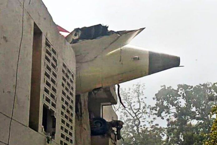 horrific-history-repeats-itself-with-air-india-crash:-tragic-tales-of-two-flight-171s