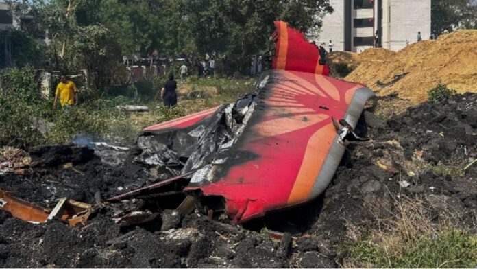 government-forms-high-level-committee-to-probe-air-india-plane-crash,-review-sops