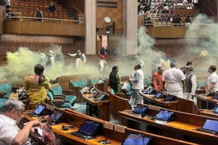 parliament-security-breach:-delhi-high-court-grants-bail-to-two-accused-on-rs-50,000-bond