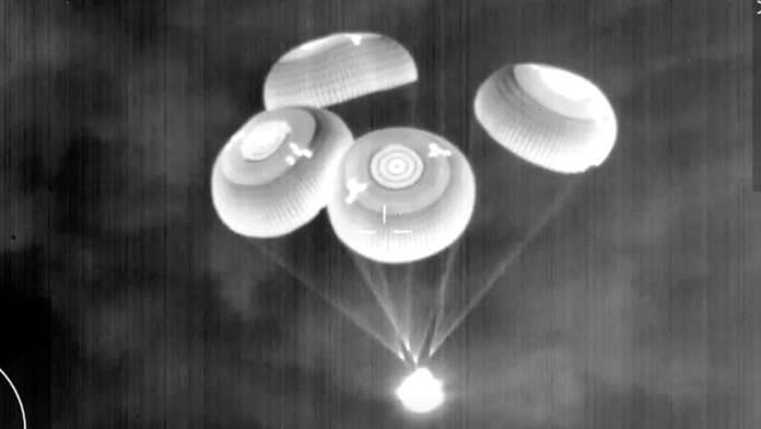 live:-shubhanshu-shukla-splashes-down-safely-in-pacific-with-ax-4-crew