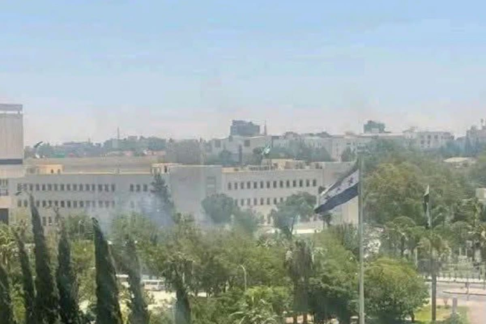 israeli-strike-hits-syrian-army-headquarters-in-damascus
