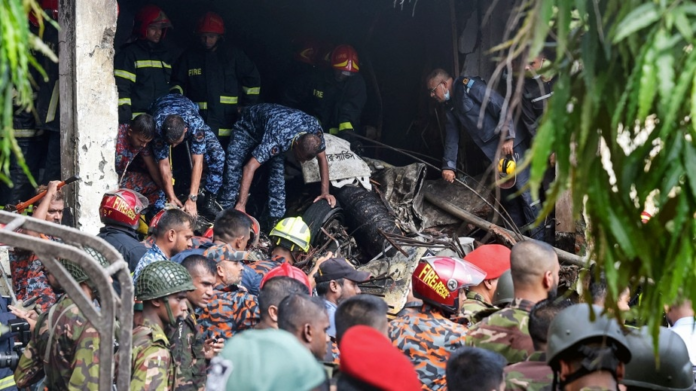 19-dead-as-bangladesh-air-force-jet-crashes-into-dhaka-school
