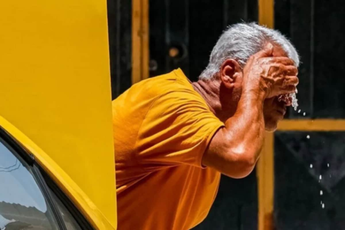 52.8°c-and-rising:-iran’s-deadly-heatwave-sparks-‘irreversible’-water-crisis
