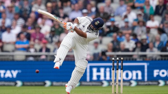 injured-rishabh-pant-available-to-bat-if-needed,-won’t-keep-wickets