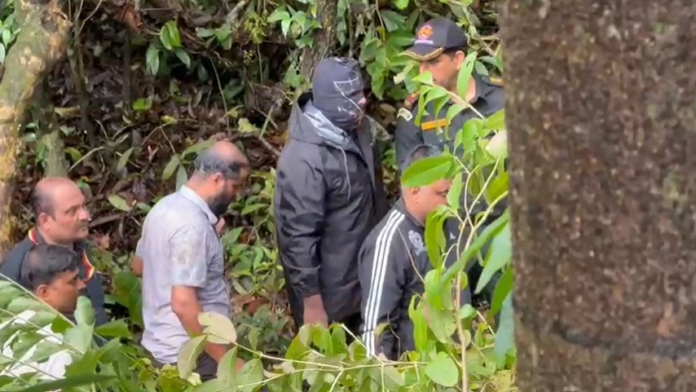 dharmasthala-mass-burial:-whistleblower-identifies-15-sites,-probe-team-on-spot