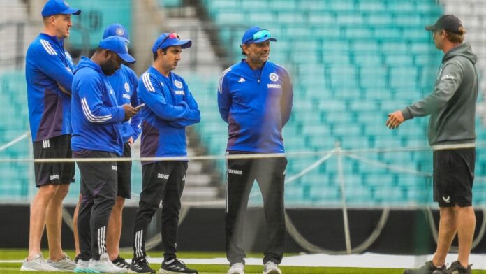 3-successive-test-series-defeats-would-be-a-problem-for-gambhir:-michael-atherton