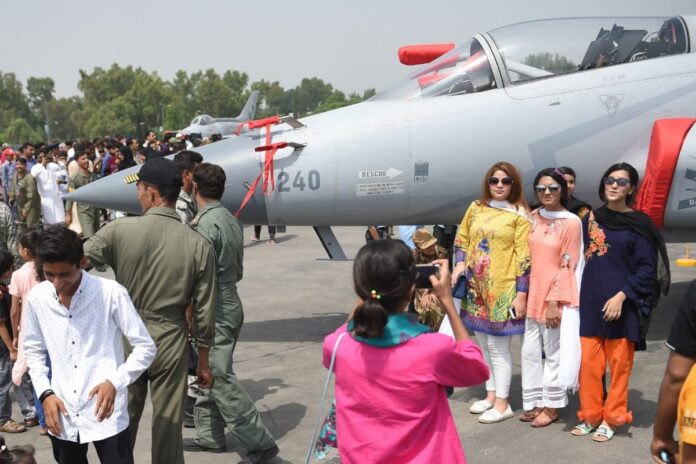 pakistan-may-have-to-phase-out-us-supplied-f-16-fighter-aircraft-due-to-engine-issues