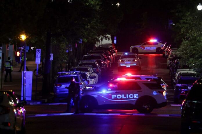 two-troopers-shot-in-pennsylvania;-public-urged-to-avoid-route-171