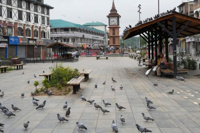 pakistan-seeks-us’,-global-support-to-resolve-kashmir-issue:-‘welcome-any-help’