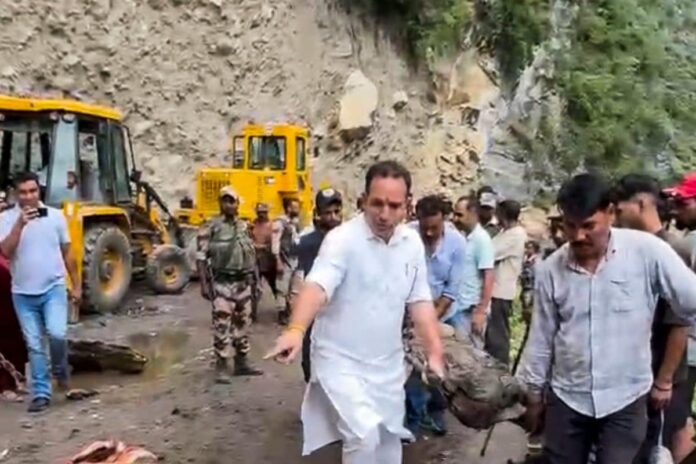 46-dead-after-cloudburst-in-j&k’s-kishtwar,-rescue-ops-on-as-many-feared-trapped