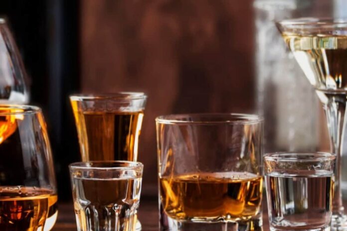 august-dry-days:-check-when-liquor-shops-will-be-closed-in-delhi,-mumbai,-bengaluru