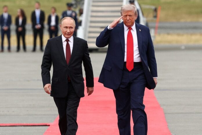 trump,-putin-greet-each-other-after-alaska-landing,-leave-together-in-‘beast’-|-video
