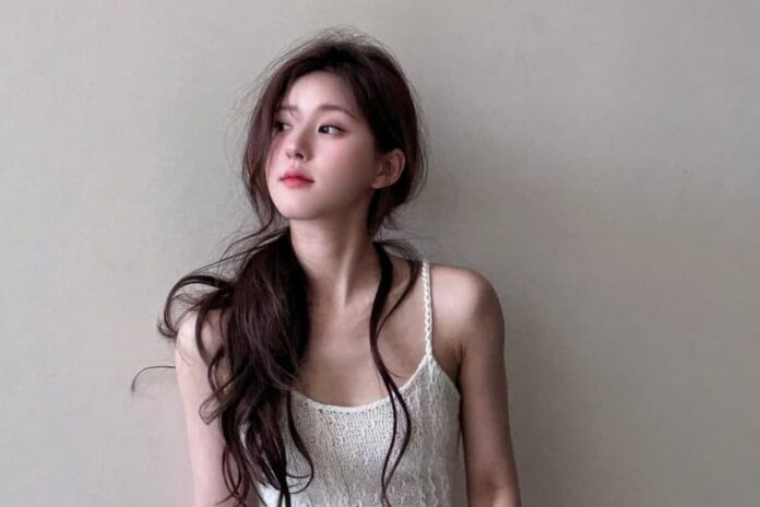 top-chinese-actress-zhao-lusi-claims-talent-agency-forced-exorcism-to-‘treat’-her-depression