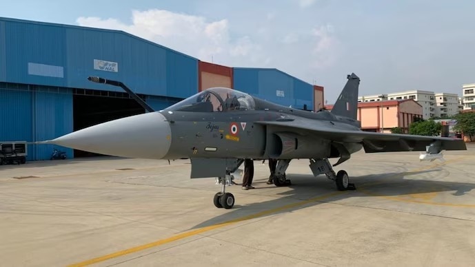 government-approves-rs-62,000-crore-deal-to-buy-97-light-combat-aircraft-mark-1a