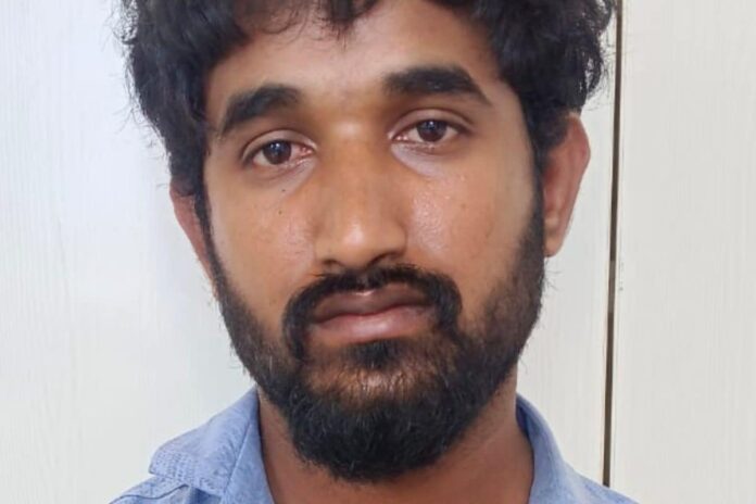 hyderabad-horror:-man-kills-pregnant-wife,-dumps-chopped-head-&-legs-into-river;-arrested