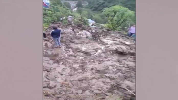 family-of-7-killed-in-reasi,-4-dead-in-ramban-as-heavy-rain-batters-j&k