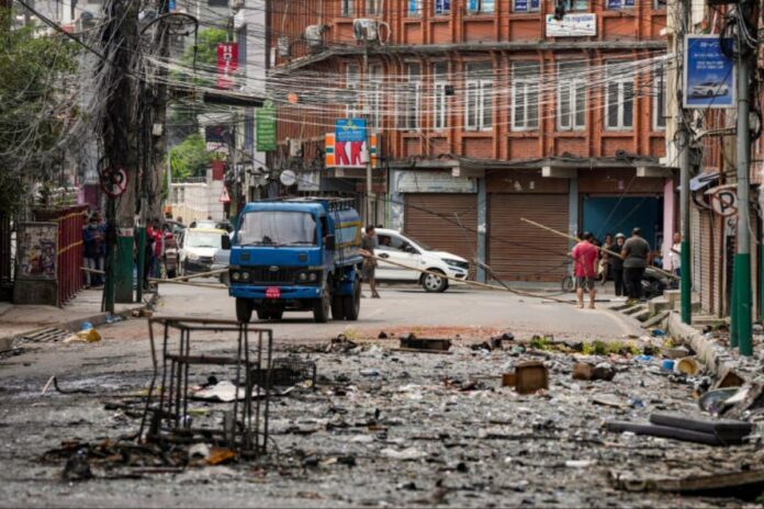 indian-tourist-bus-attacked-near-nepal-border-amid-unrest,-many-injured