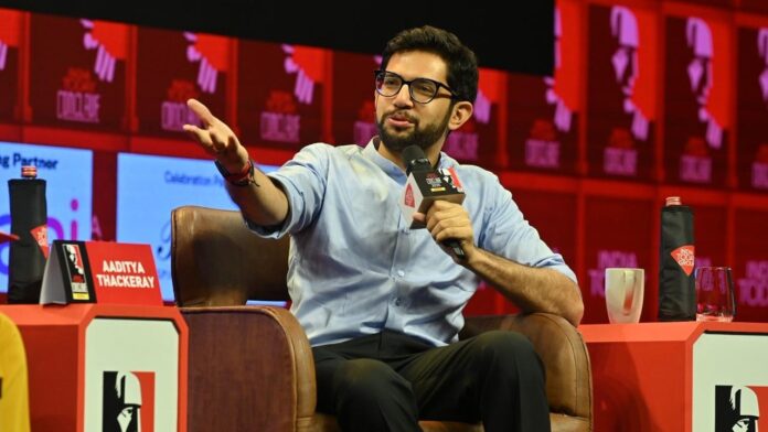 rahul-gandhi-promised-vote-chori-h-bomb,-aaditya-thackeray-teases-surgical-strike