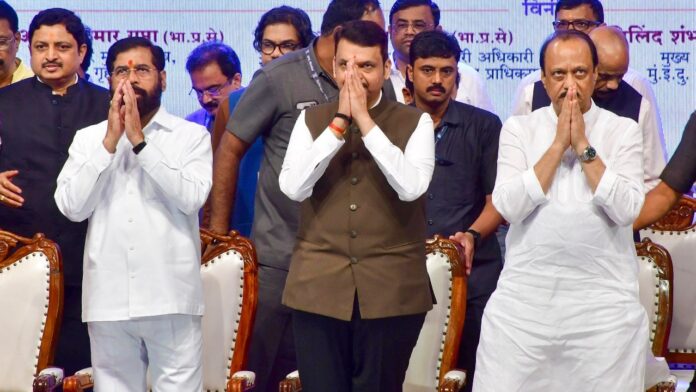 got-a-couch,-not-chairs:-fadnavis-on-eknath-shinde,-ajit-pawar-ambitions