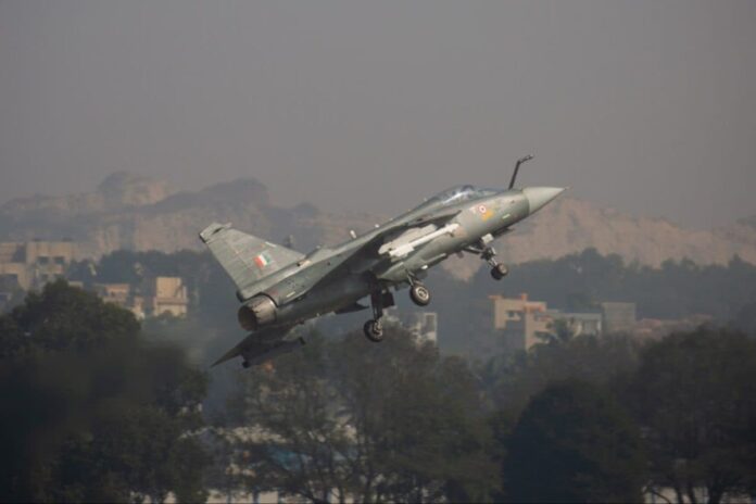 defence-ministry-inks-₹62,370-cr-deal-with-hal-to-procure-97-tejas-jets-for-indian-air-force